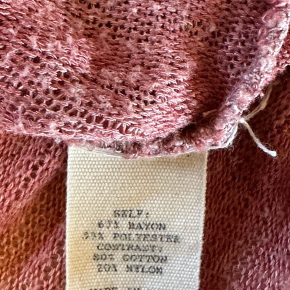 GIMMICKS BY BKE, BUCKLE Jeans Pink Mauve Washed Knit Lace Long Sleeve Top Sz XS - Picture 14 of 16